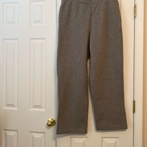 Land’sEnd men’s straight leg sweatpants. Size large. NWT
